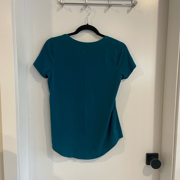 TWO Lululemon Love Crewneck T-shirt's - Picture 5 of 9